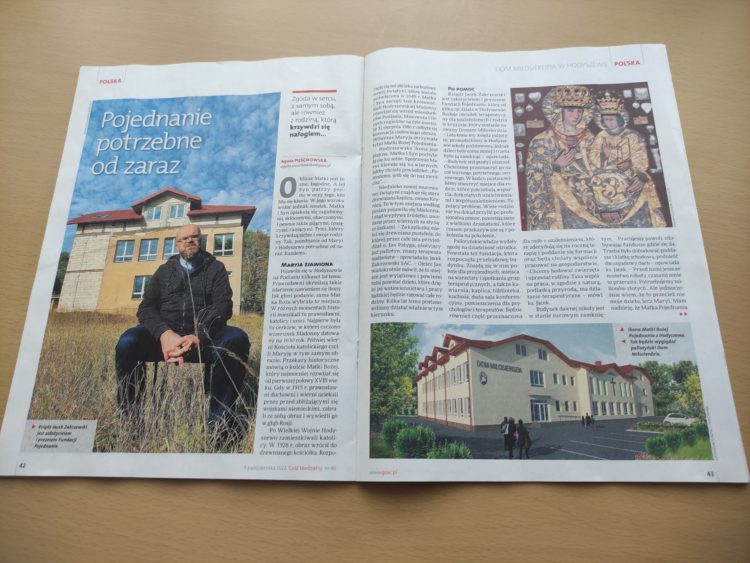 Pierwsza strona archiwalnego materiału prasowego Gościa Niedzielnego